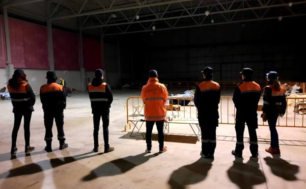 El Gobierno pide a la Junta que acoja como dijo a todos los temporeros con positivo en Covid