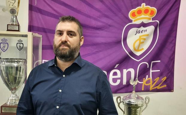 Pajares:«Lo que tengo es de total garantía para afrontar el duelo ante el Almería B»