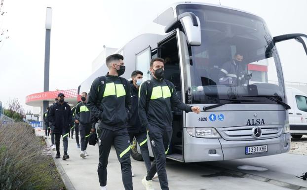 El Granada vuela hacia Elche con Azeez restablecido