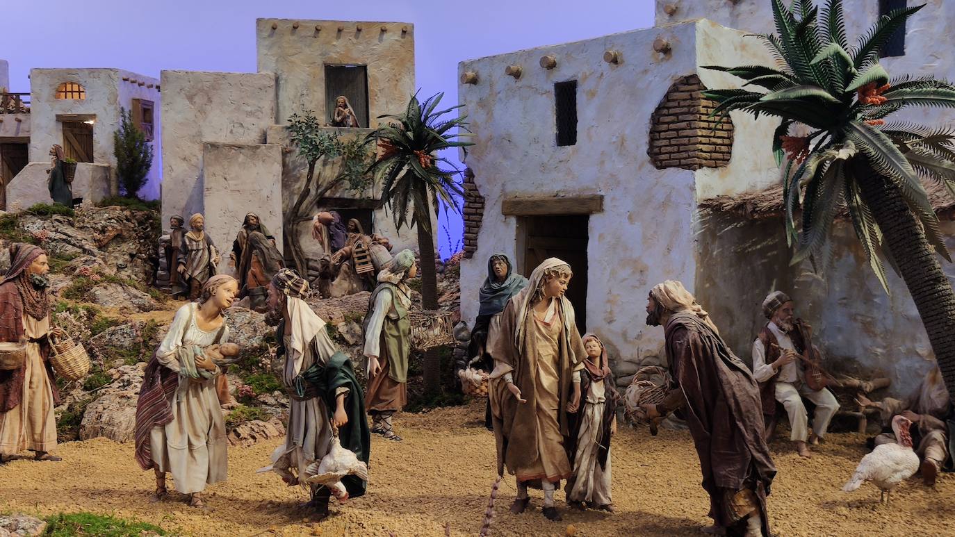 Belenes de colección en el Centro Cultural CajaGranada