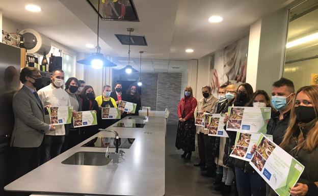 Cenas navideñas solidarias para que más de 250 personas «estén un poco acompañadas»