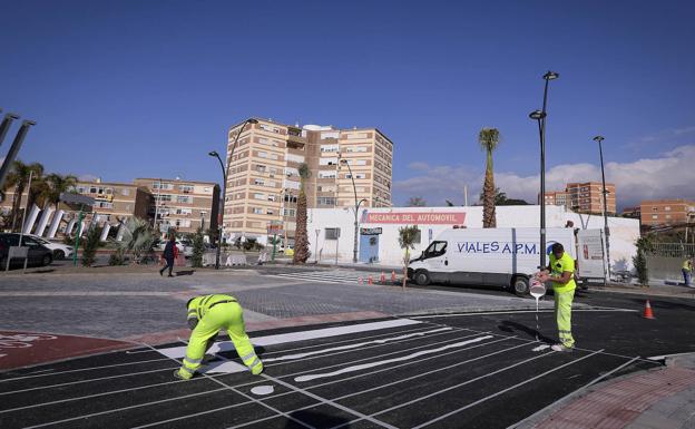 El nuevo acceso Este, que mejora la imagen y la movilidad de Motril, abre hoy al tráfico