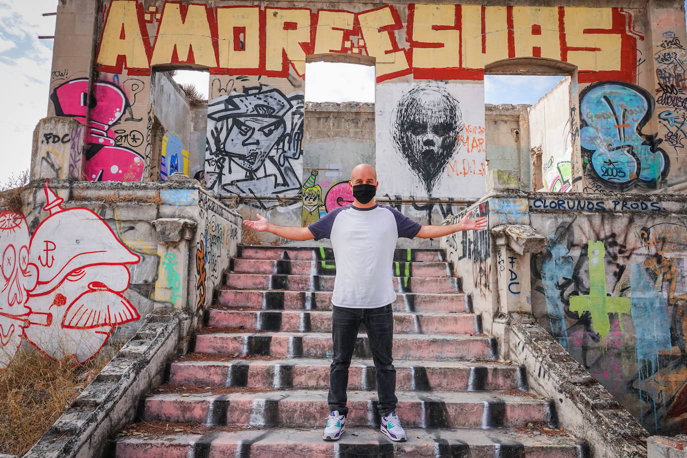 El arte urbano de Granada se doctora en la Universidad