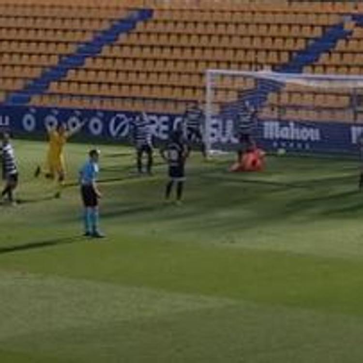 Vídeo: El Alcorcón vence al Cartagena y sale del descenso