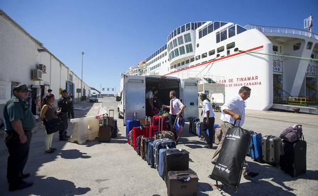Casi dos millones de personas han usado el ferry entre Melilla y Motril desde 2011