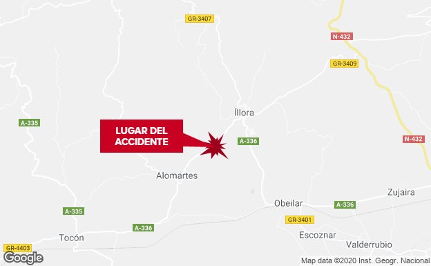 Cuatro heridos, entre ellos un menor, evacuados al hospital tras empotrar su coche contra una casa en Íllora