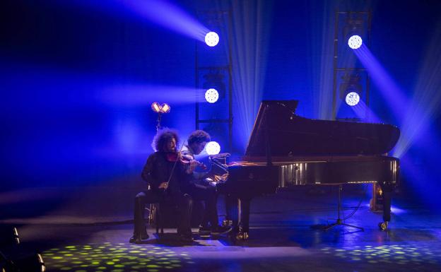 Ara Malikian llena de talento musical el Auditorio Maestro Padilla