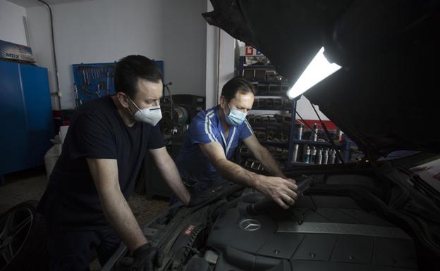 Almería cierra el peor año para el empleo de su historia:un 21,7% más en 11 meses