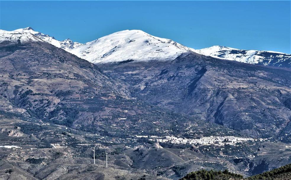 Rutas y senderos por el Parque Protegido de Sierra Nevada partiendo desde Lanjarón