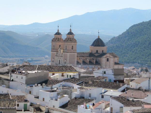 Diputación de Almería proyecta el emblema más importante de Los Vélez, la Iglesia de la Encarnación