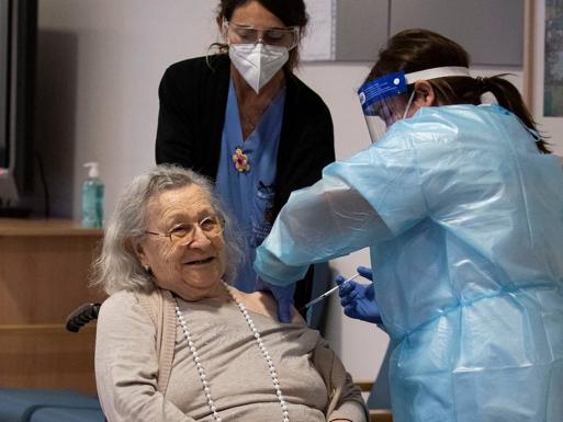 Granada cierra el año con solo cinco mayores infectados en residencias