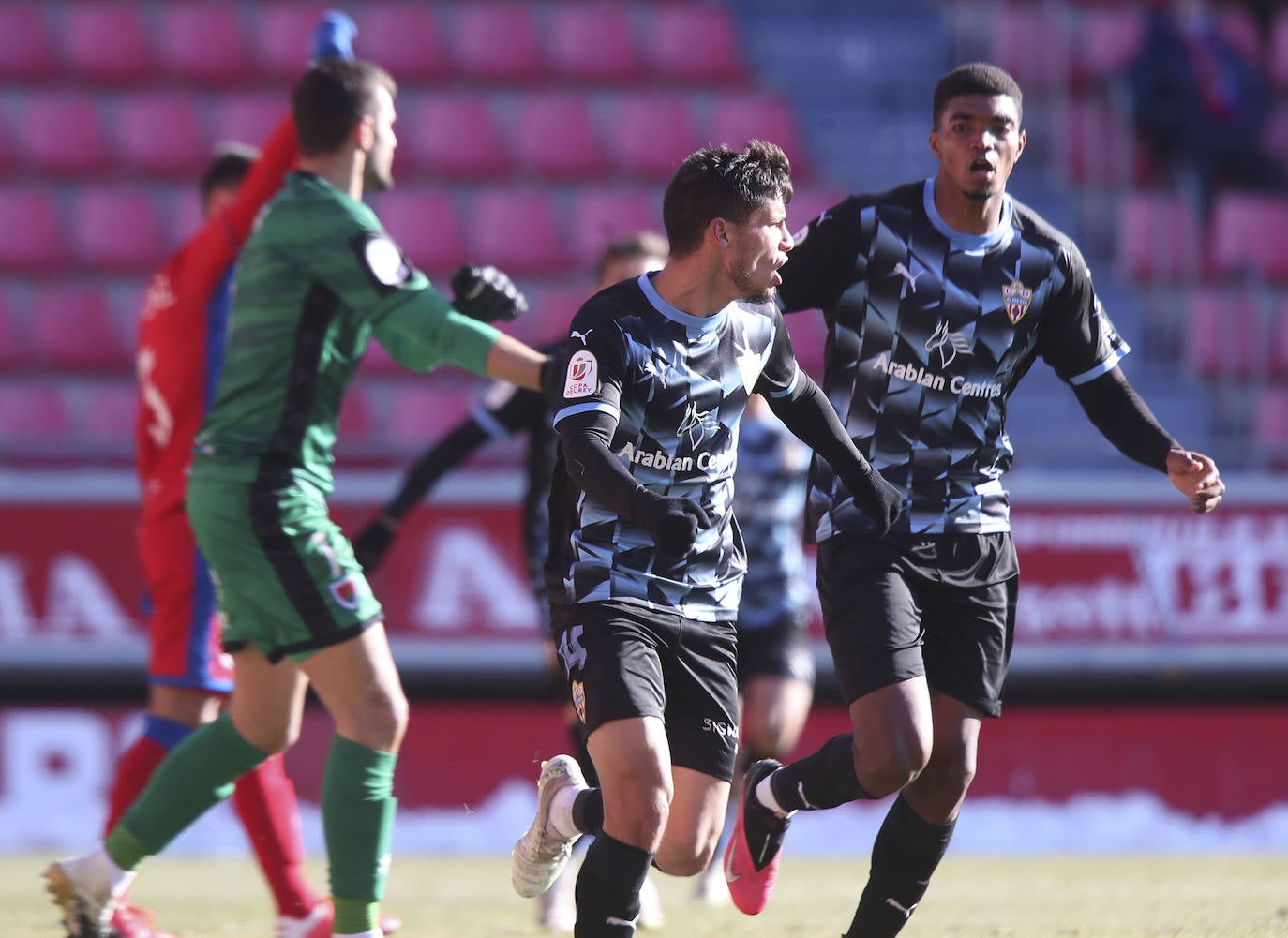 Robertone: «Estoy muy contento con los goles y poder ayudar al Almería»