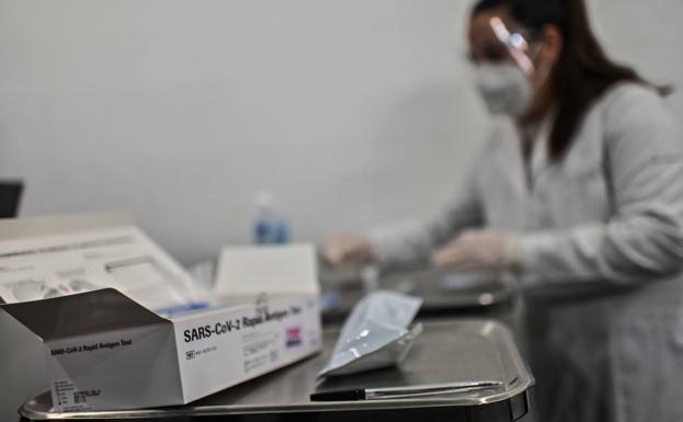 Almería duplica el número de contagios en seis días y supera el centenar de ingresados hospitalarios por Covid