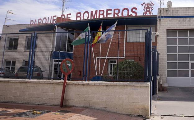 Declarado un incendio en una vivienda de Calahonda