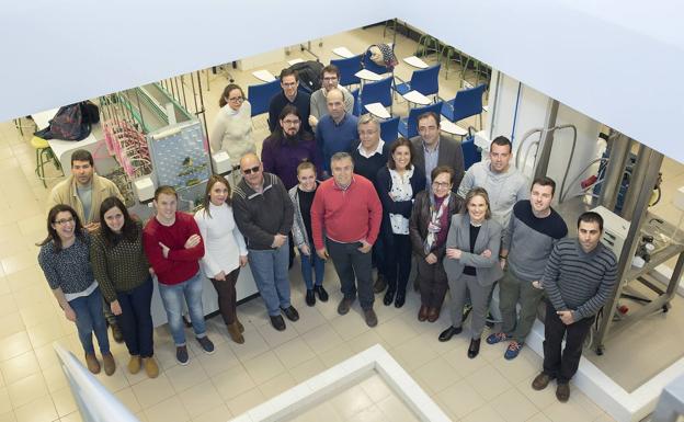 Investigadores de la UJA desarrollan una técnica que recupera más del 80 % del azúcar que contiene el hueso de aceituna