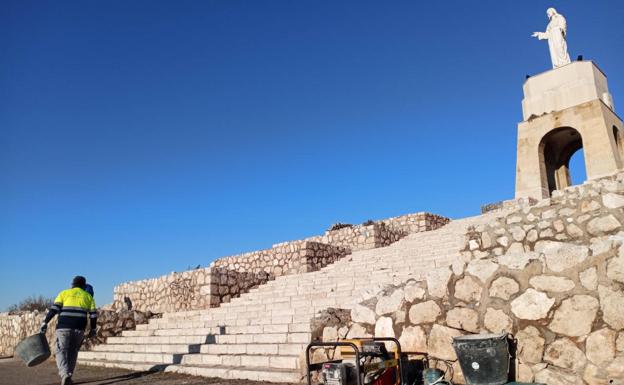 Comienzan las obras de rehabilitación y mejora del entorno del Sagrado Corazón