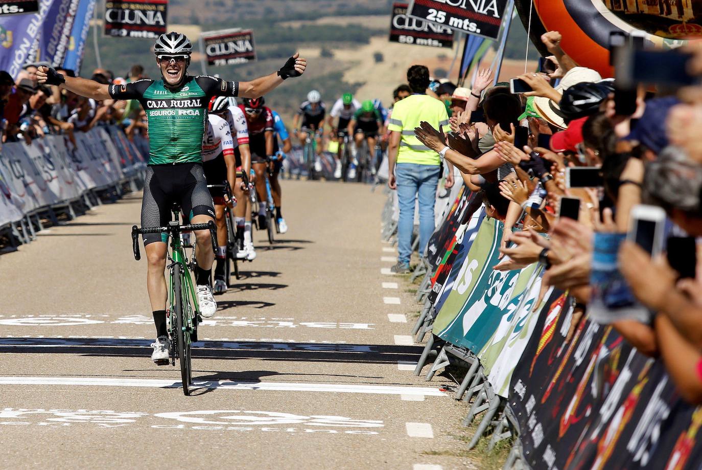 Aranburu y Martinelli, las dos balas de Astana para la Clásica de Almería