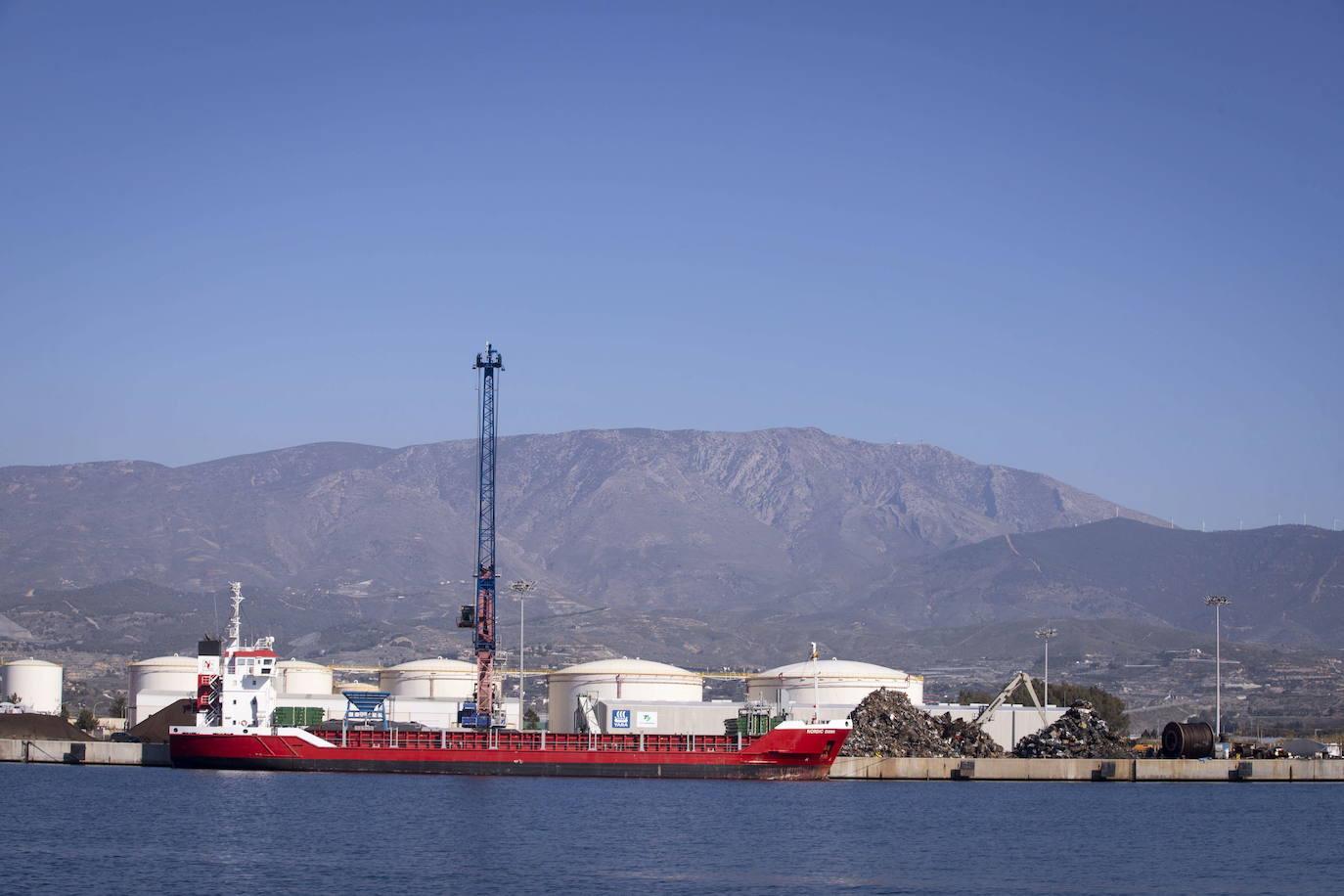 Entrena lidera un movimiento para que Granada defienda «con una sola voz» su unión al Corredor Mediterráneo