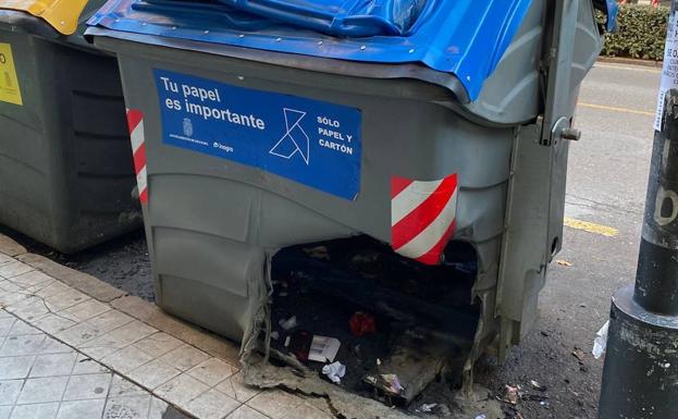 Tres años de cárcel por quemar contenedores en Camino de Ronda