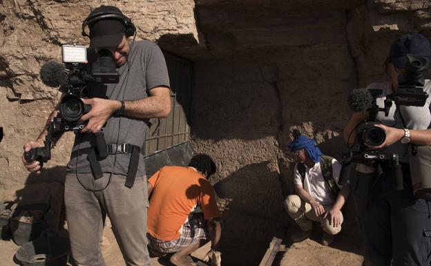 National Geographic graba las excavaciones de la UJA en Asuán