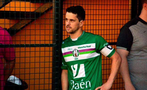 El Atlético Mancha Real prescinde de Albertillo para hacer sitio a Juanma Espinosa