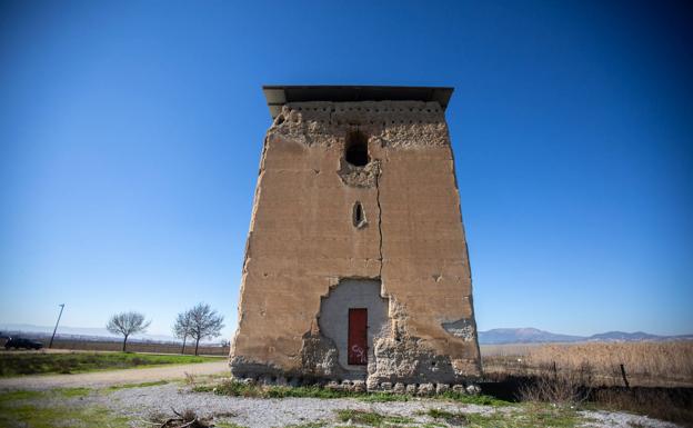 Más de doscientas viviendas con daños y un edificio apuntalado tras la serie sísmica en Granada