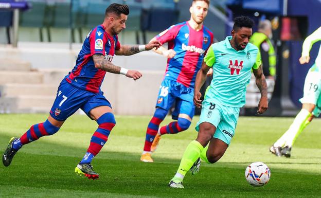 Eteki es duda para el partido ante el Atlético y Gonalons se encuentra entre algodones