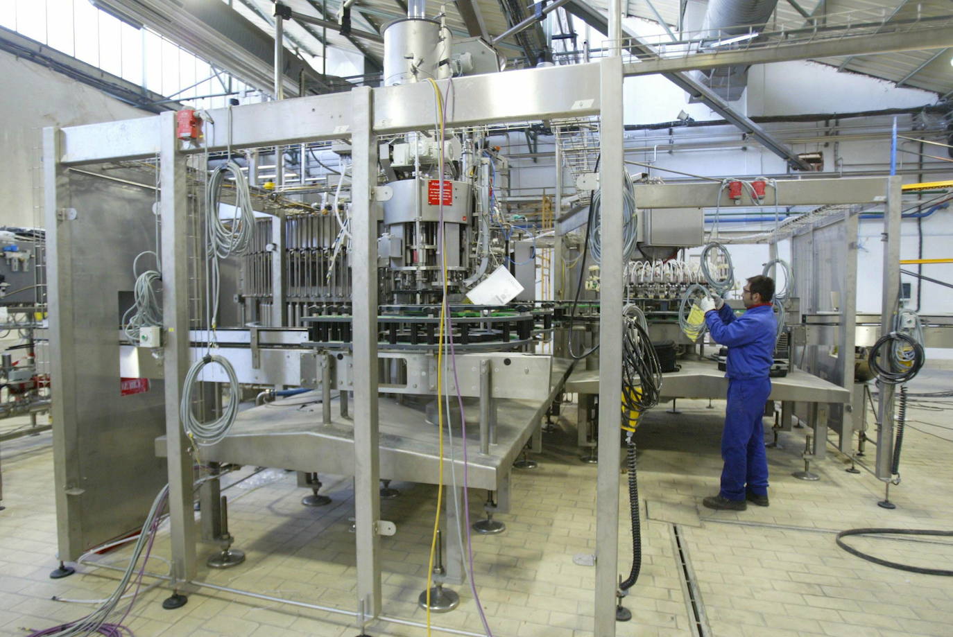 El ERE planteado por Heineken pone en peligro los 450 empleos de las factorías de Jaén y Sevilla