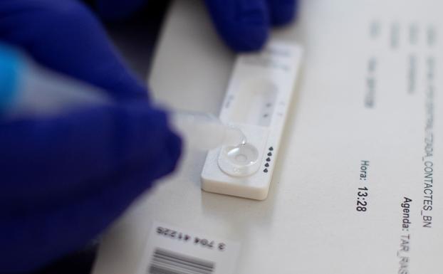 La Junta aplaza hasta mañana la decisión de qué municipios de Almería mantendrán sus negocios cerrados