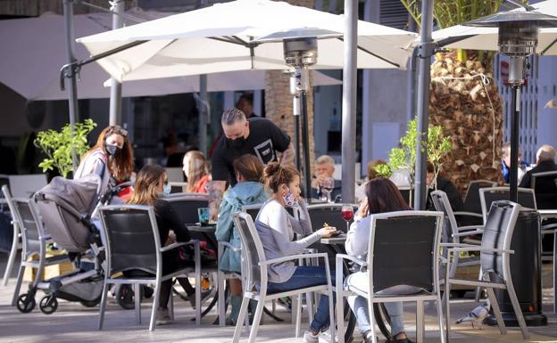 El pueblo de Granada que ha pasado de tener los bares cerrados a no tener ningún contagio en una semana