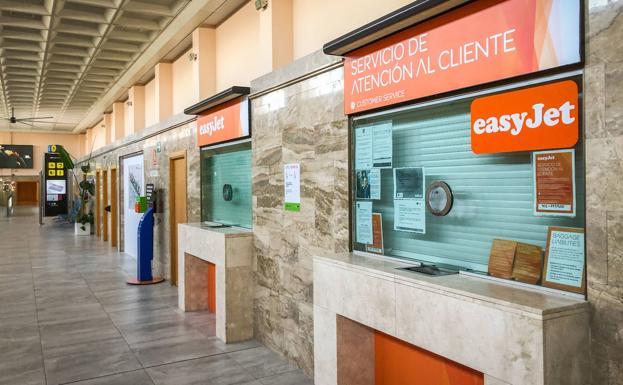 Easyjet no tiene previsto recuperar los vuelos internacionales desde el aeropuerto de Granada