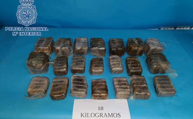 Freno policial en Linares a la venta de 18 kilogramos de hachís