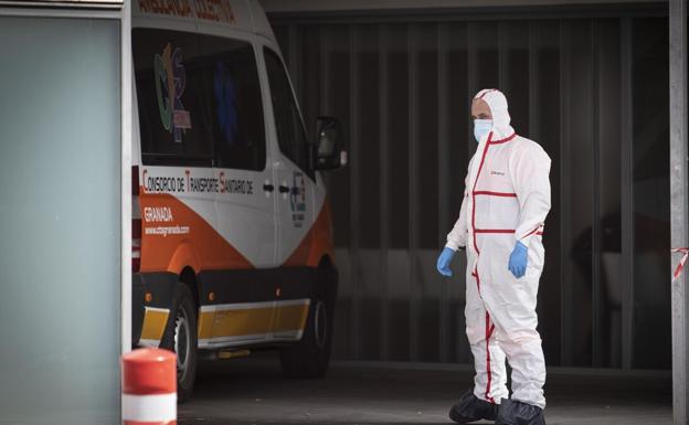 Nueve fallecidos en otra jornada con más de 150 contagios por covid en Granada