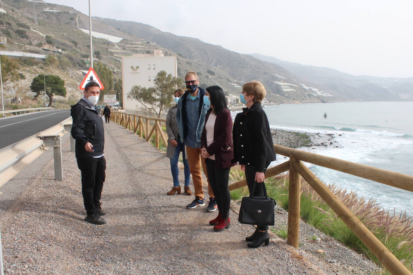 Una senda litoral une los municipios de Sorvilán y La Mamola