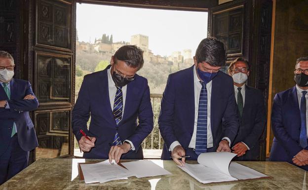 La Junta se compromete a ayudar a reactivar el Palacio de Congresos