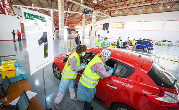 Un 40% de los docentes sufren los efectos de la vacuna pero no hay bajas