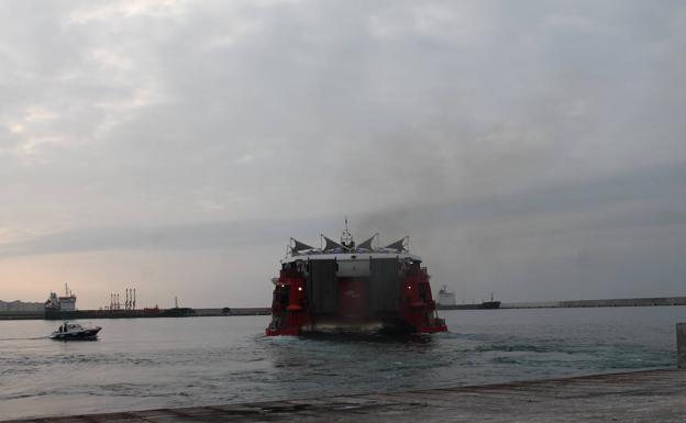 Motril y Melilla vuelven a estar unidas por mar