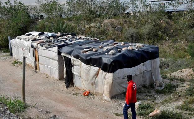 La Comisión Europea investigará los asentamientos de Almería y Huelva