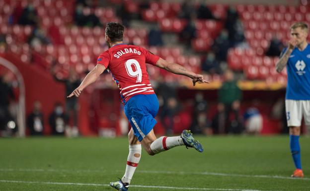 El Granada tira de veteranía para dar un gran paso hacia los cuartos