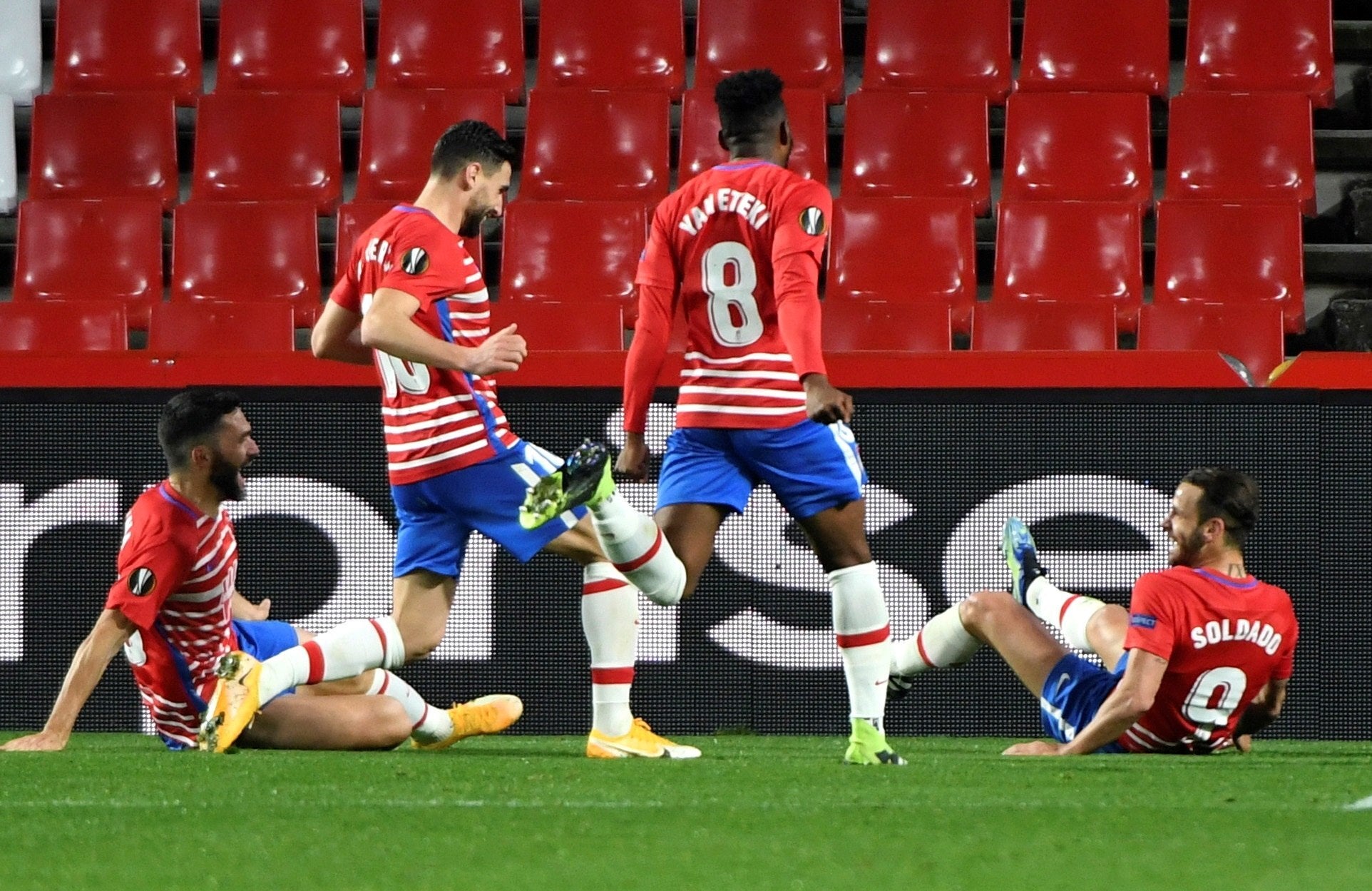 Las mejores imágenes del partido Granada-Molde de Europa League