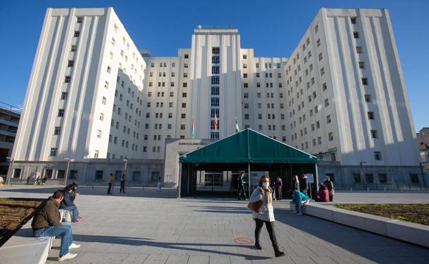 Granada registra un año después más casos, ingresos y muertes que en el resto de las provincias andaluzas