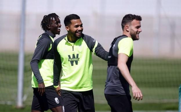 Vallejo y Montoro, dudas para el partido con la Real; Suárez y Milla no vuelven hasta final de abril