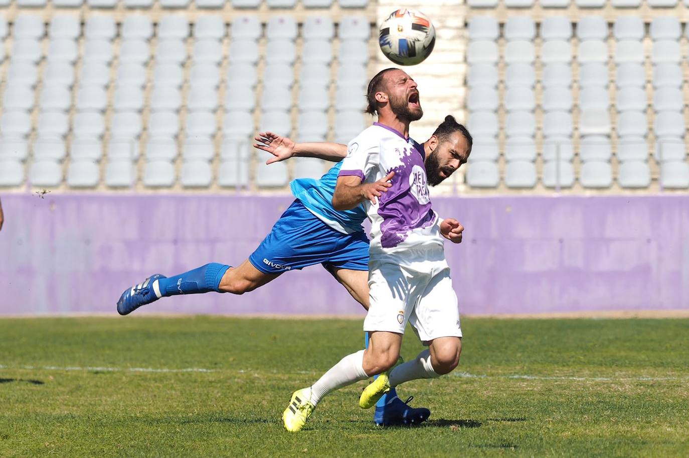 El Maracena no puede con el Jaén y se hunde un poco más