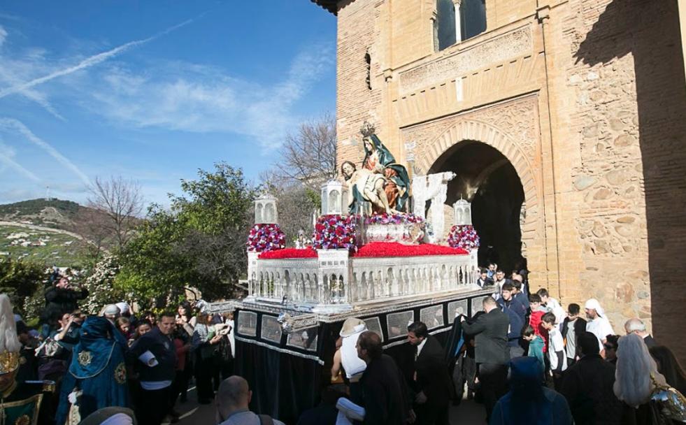 La Alhambra baja por un día a Granada