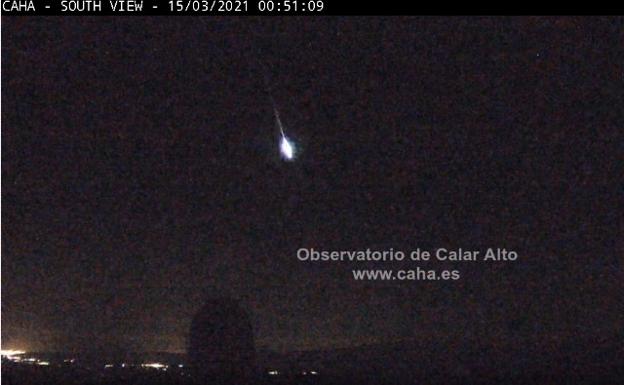 Detectada una bola de fuego sobre el mar de Alborán tras impactar contra la atmósfera a 140.000 kilómetros hora