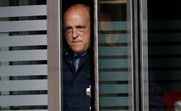 La Federación pide inhabilitar a Tebas por su supuesto vínculo con el Granada