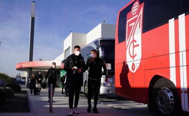 Vuelan todos a Budapest excepto Foulquier y Luis Suárez