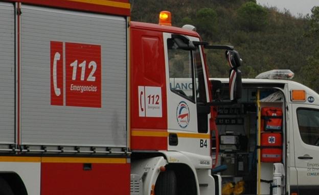 Un herido en el incendio de una tienda de golosinas de Torredonjimeno