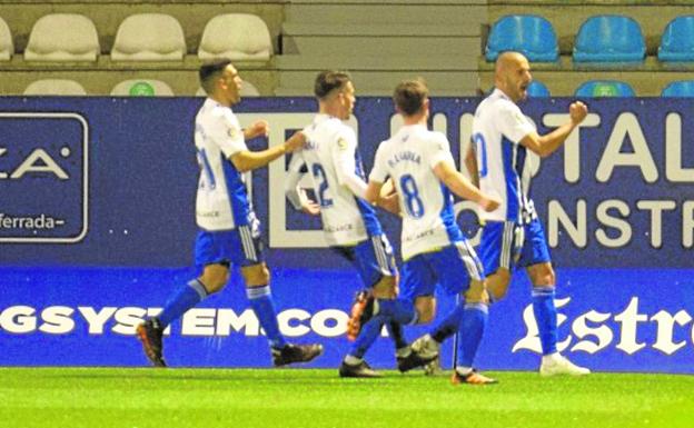 Buenos recuerdos y registros de la UD Almería en el campo El Toralín