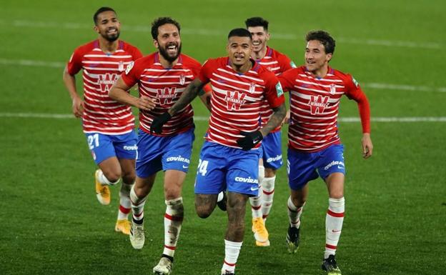 Kenedy, el regateador errante al que le gustaría continuar como rojiblanco